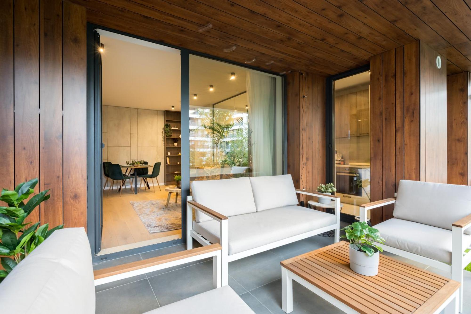 Botanlque 1br In Business Centre Bucarest