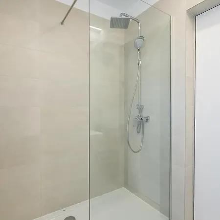 דירות בוקרשט Botanlque 1Br In Business Centre מראה חיצוני תמונה