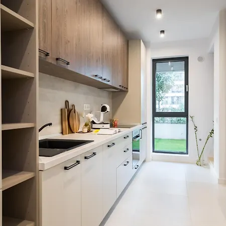 דירות בוקרשט Botanlque 1Br In Business Centre מראה חיצוני תמונה