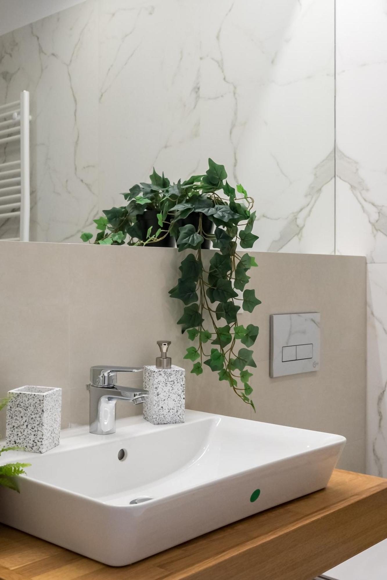 Botanlque 1br In Business Centre Apartment Bucharest