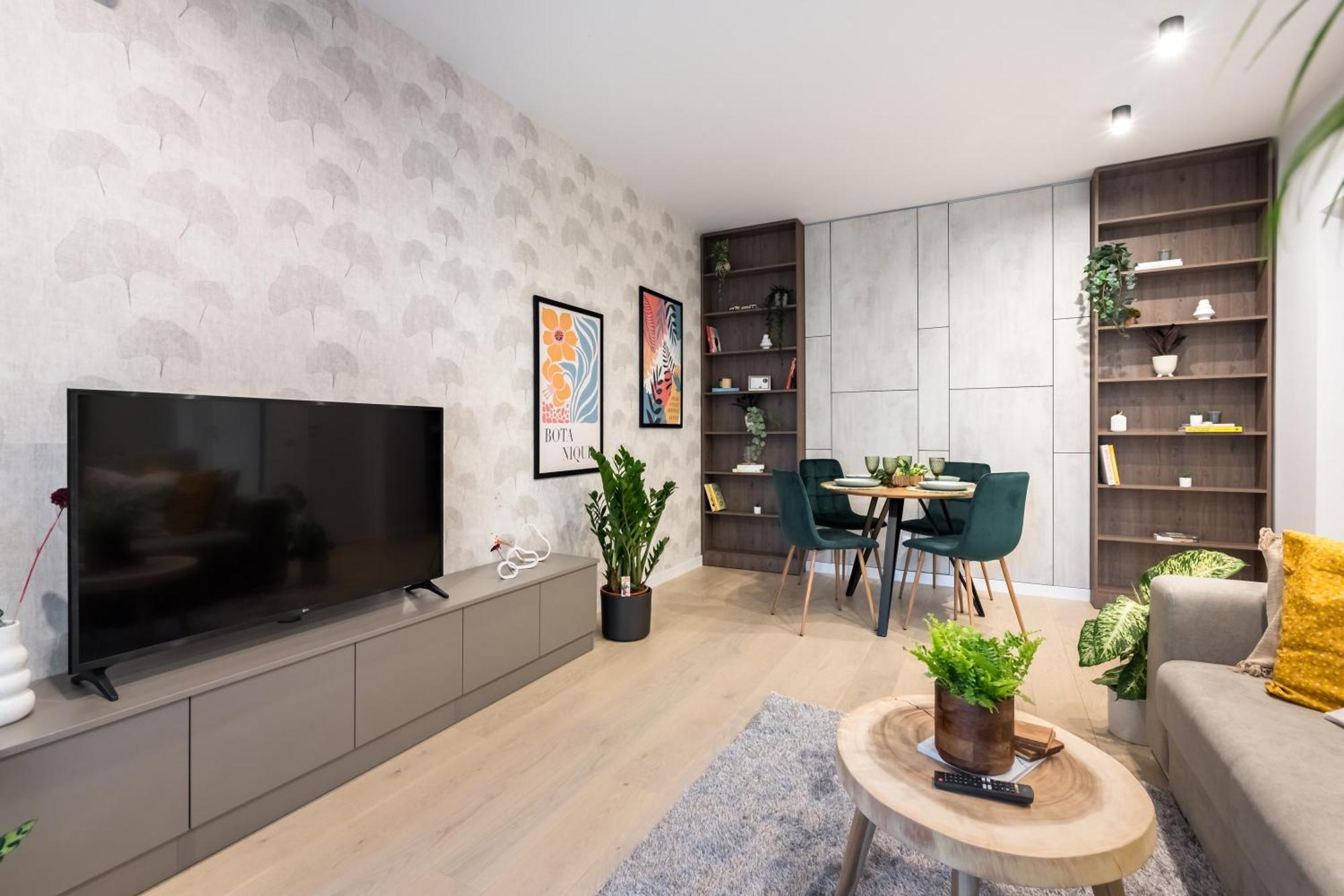 Apartment Botanlque 1br In Business Centre